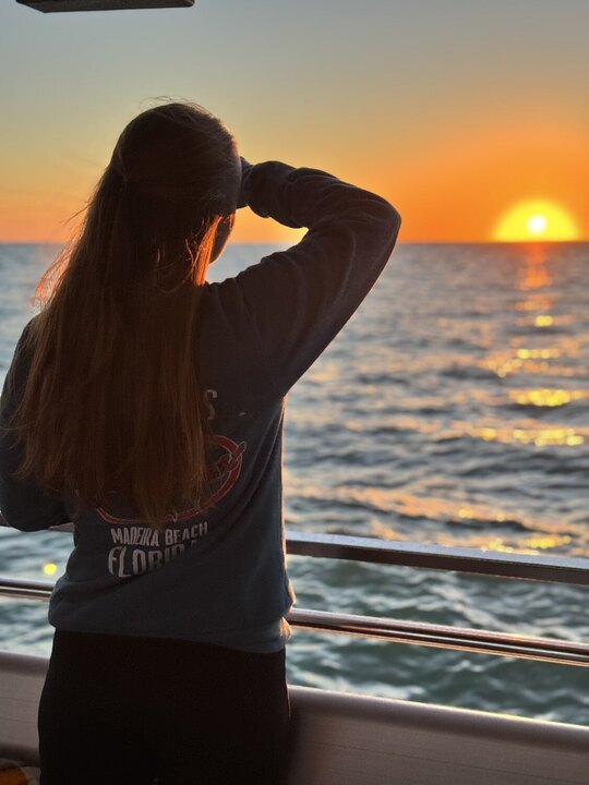 Sunset-Cruise-Staff